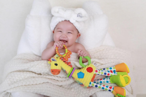 甘孜宝宝几个月会走路 甘孜宝宝几个月会走路